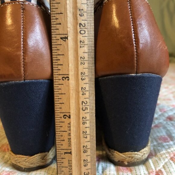 Dr. Scholl's blue and white nautical wedge espadrilles, size 8.5 - Picture 3 of 7